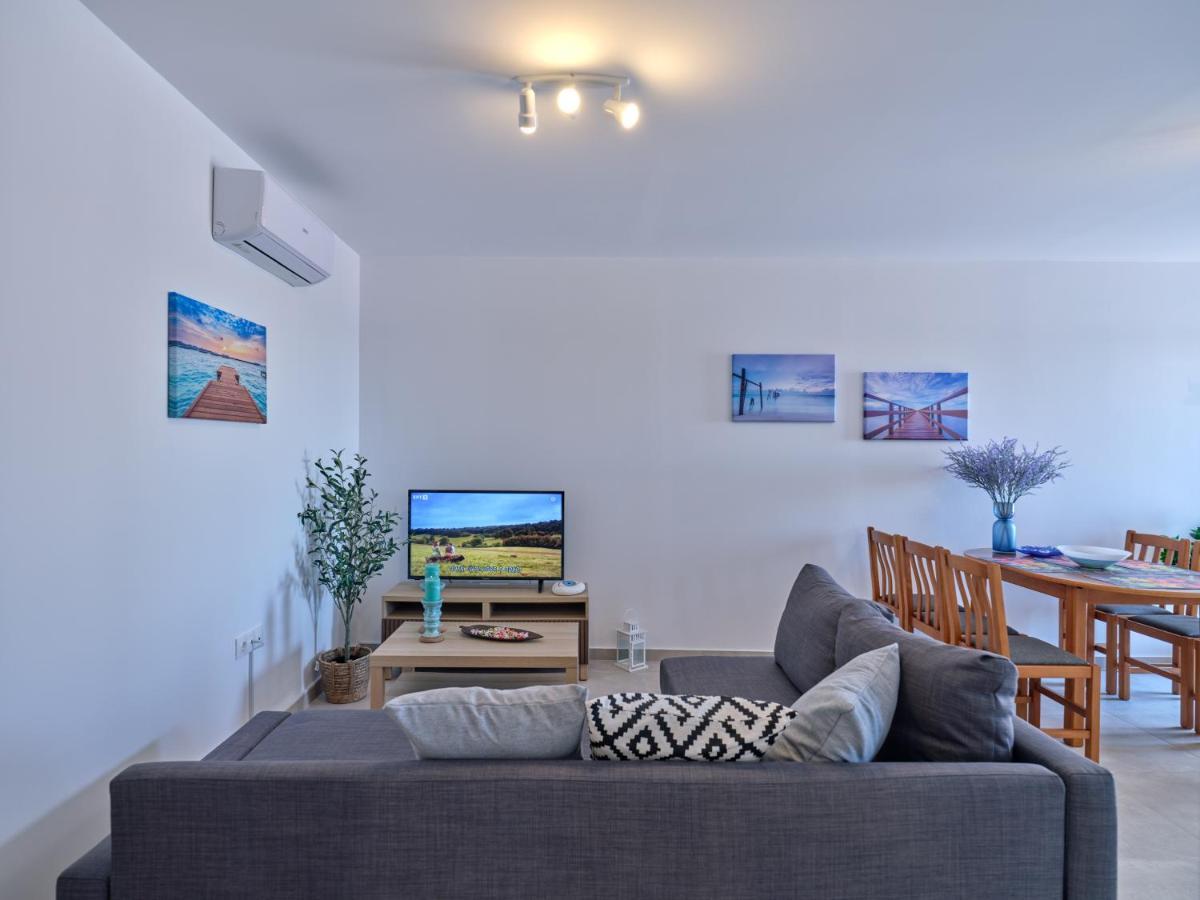 Ormos Naoussa'S Apartment ภายนอก รูปภาพ