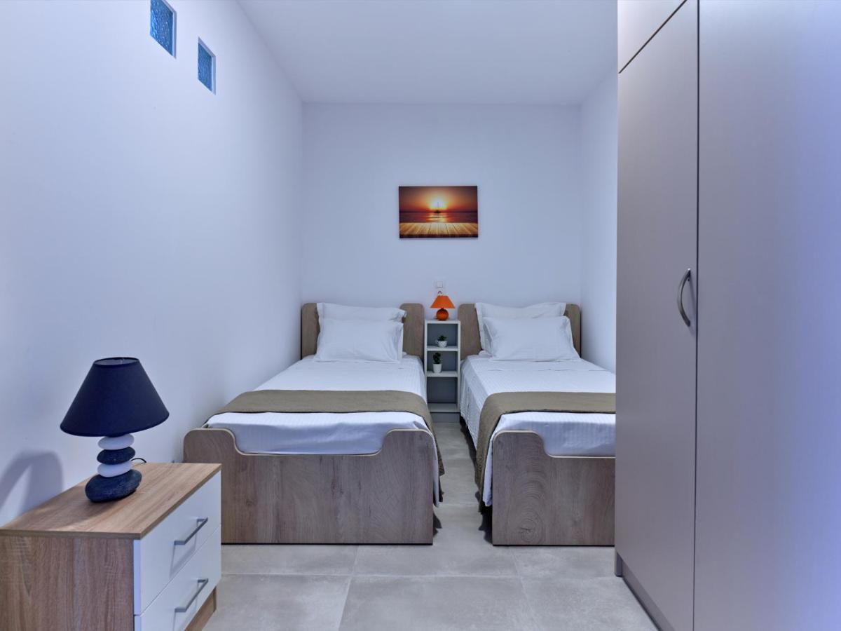 Ormos Naoussa'S Apartment ภายนอก รูปภาพ
